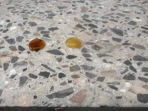 Terrazzo / Betonwerkstein versiegelt mit Nano Steinveredeler Pro