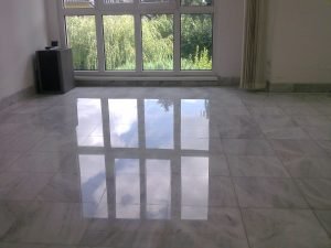 Naturstein Nachher - polierter Boden